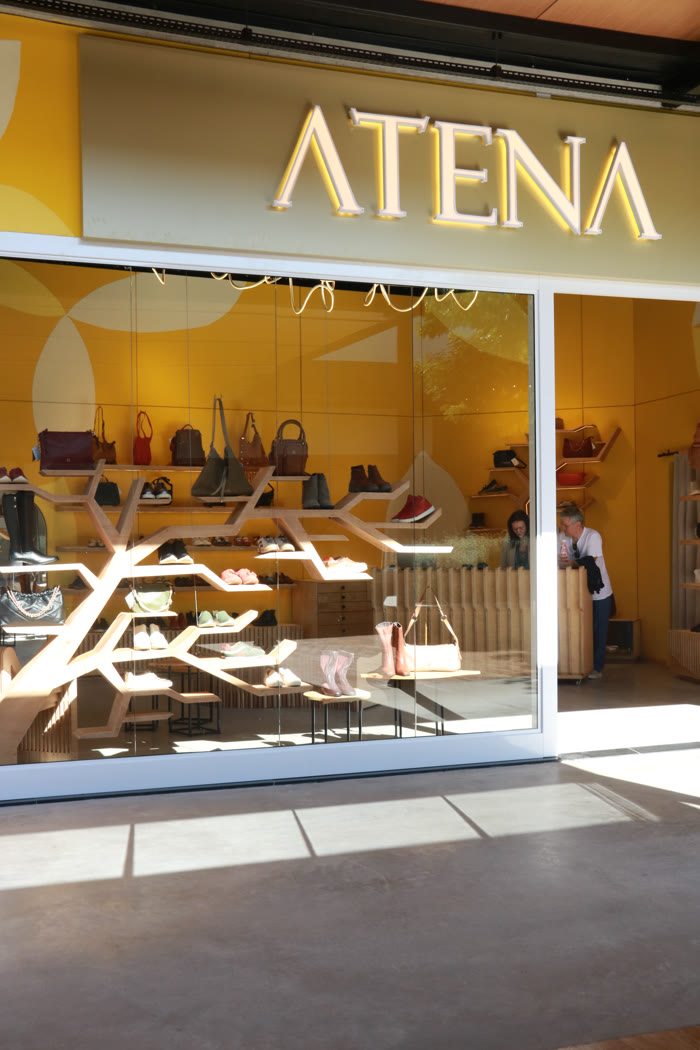 Atena